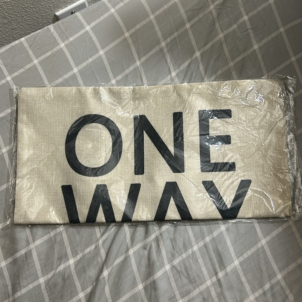 “One Way or Another” Toss Graphic Pillow Cover Cream Burlap‎ V NWT